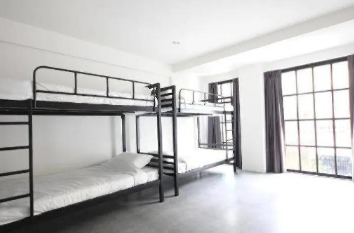 Hostel L22 *
